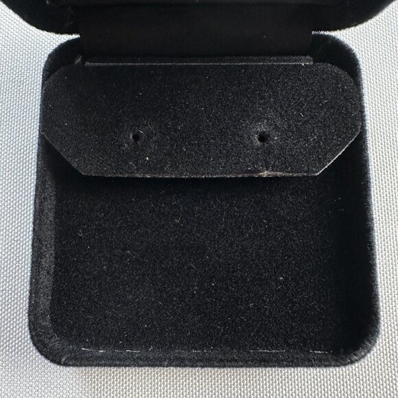 Vintage Macy's Jewelry Earring Display Case & Gift Box Black Velvet Presentation - Picture 14 of 16